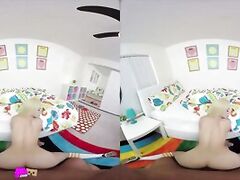 Experience 19-year-old-blonde Elsa Jean at Real Teens VR